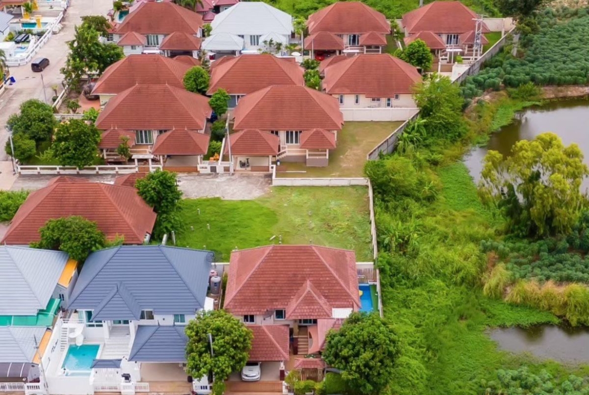 พูลวิลล่าบางเสร่ติดทะเล 150 ม. | Ocean Fun Pool Villa | สระส่วนตัว Pet-Friendly