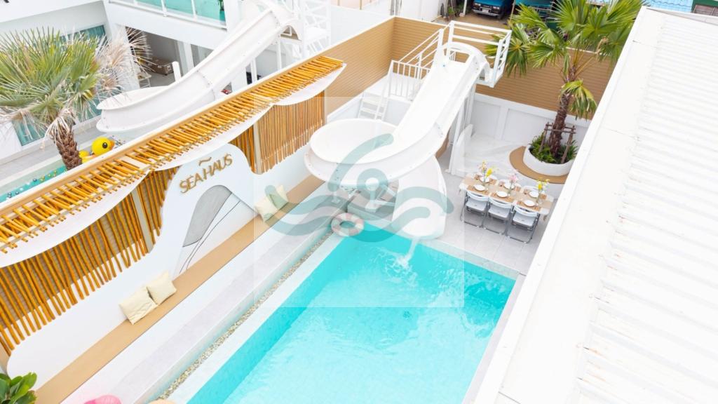 สระว่ายน้ำ Sea Haus Pool Villa Pattaya พูลวิลล่าสไตล์บาหลี โซนห้วยใหญ่