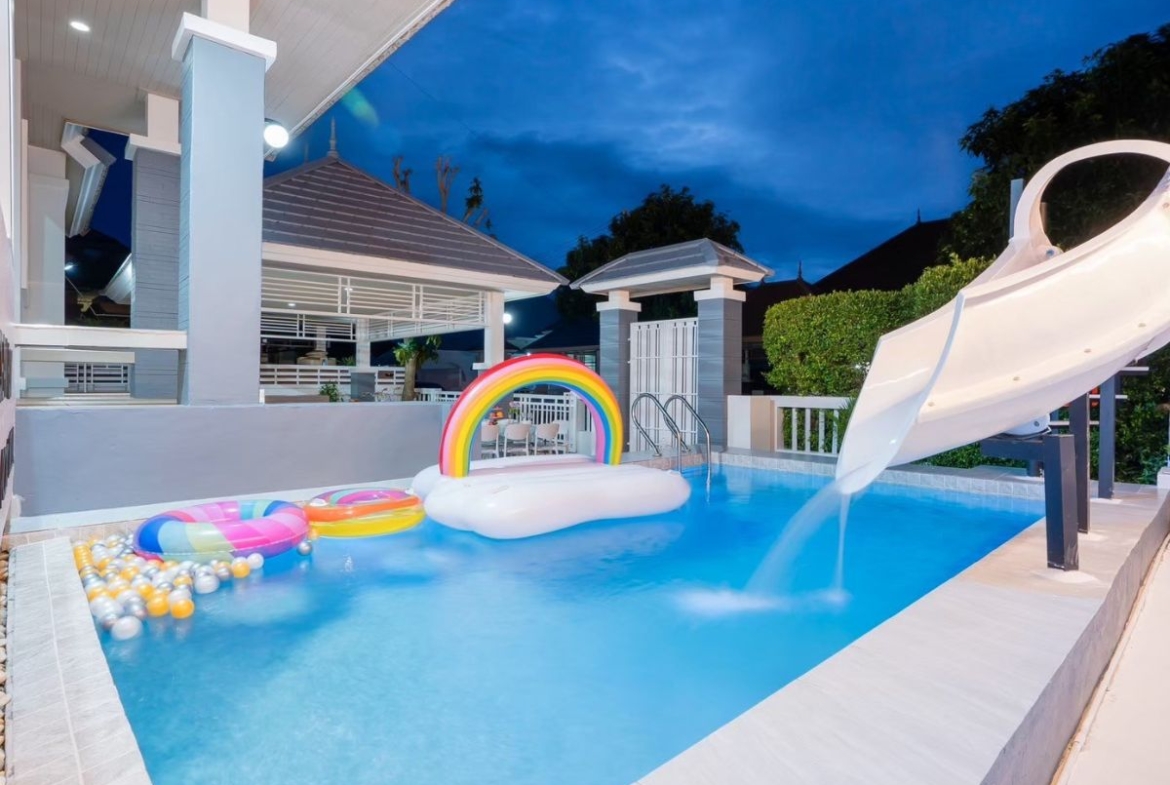 พูลวิลล่าบางเสร่ติดทะเล 150 ม. | Ocean Fun Pool Villa | สระส่วนตัว Pet-Friendly