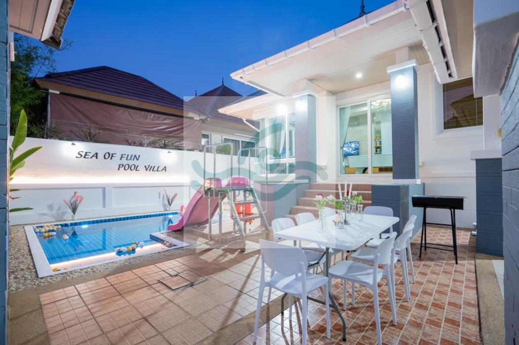 พูลวิลล่าติดหาดบางเสร่ เดินไปชมทะเลสวย น้ำใส ได้ใกล้ๆเพียง 100 เมตร