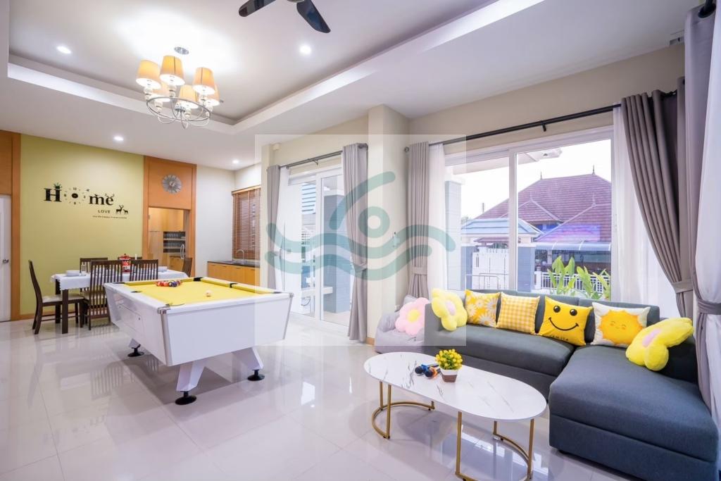 พูลวิลล่าติดหาดบางเสร่ เดินไปชมทะเลสวย น้ำใส ได้ใกล้ๆเพียง 100 เมตร