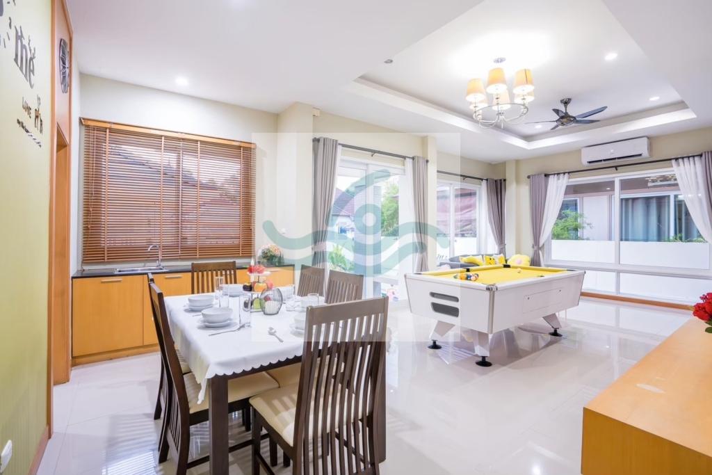 พูลวิลล่าติดหาดบางเสร่ เดินไปชมทะเลสวย น้ำใส ได้ใกล้ๆเพียง 100 เมตร