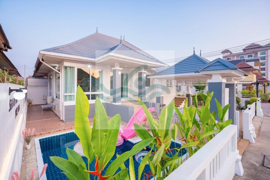 พูลวิลล่าติดหาดบางเสร่ เดินไปชมทะเลสวย น้ำใส ได้ใกล้ๆเพียง 100 เมตร